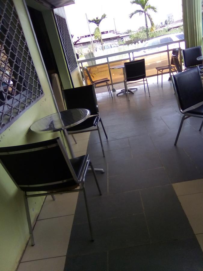 Hotel Kdv Bonabéri Exteriér fotografie